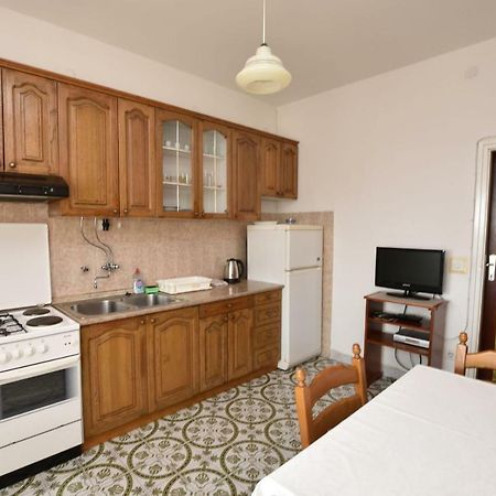 Apartment Damir Primosten Exterior photo