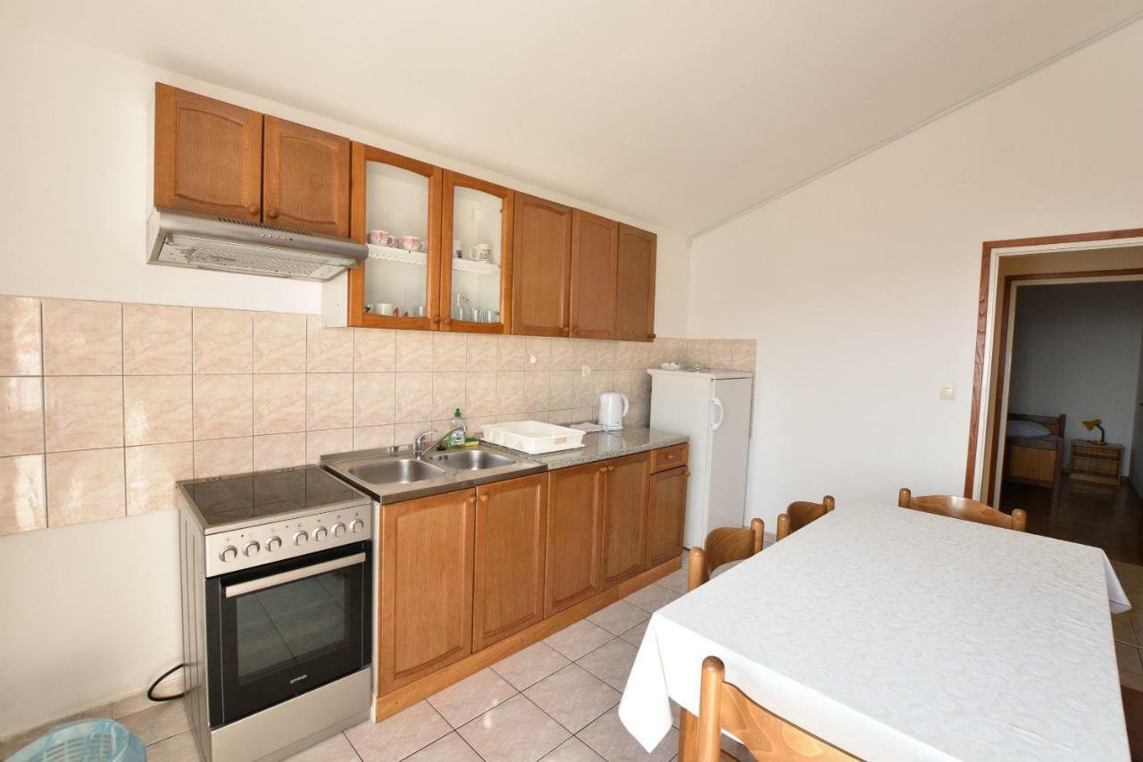 Apartment Damir Primosten Exterior photo