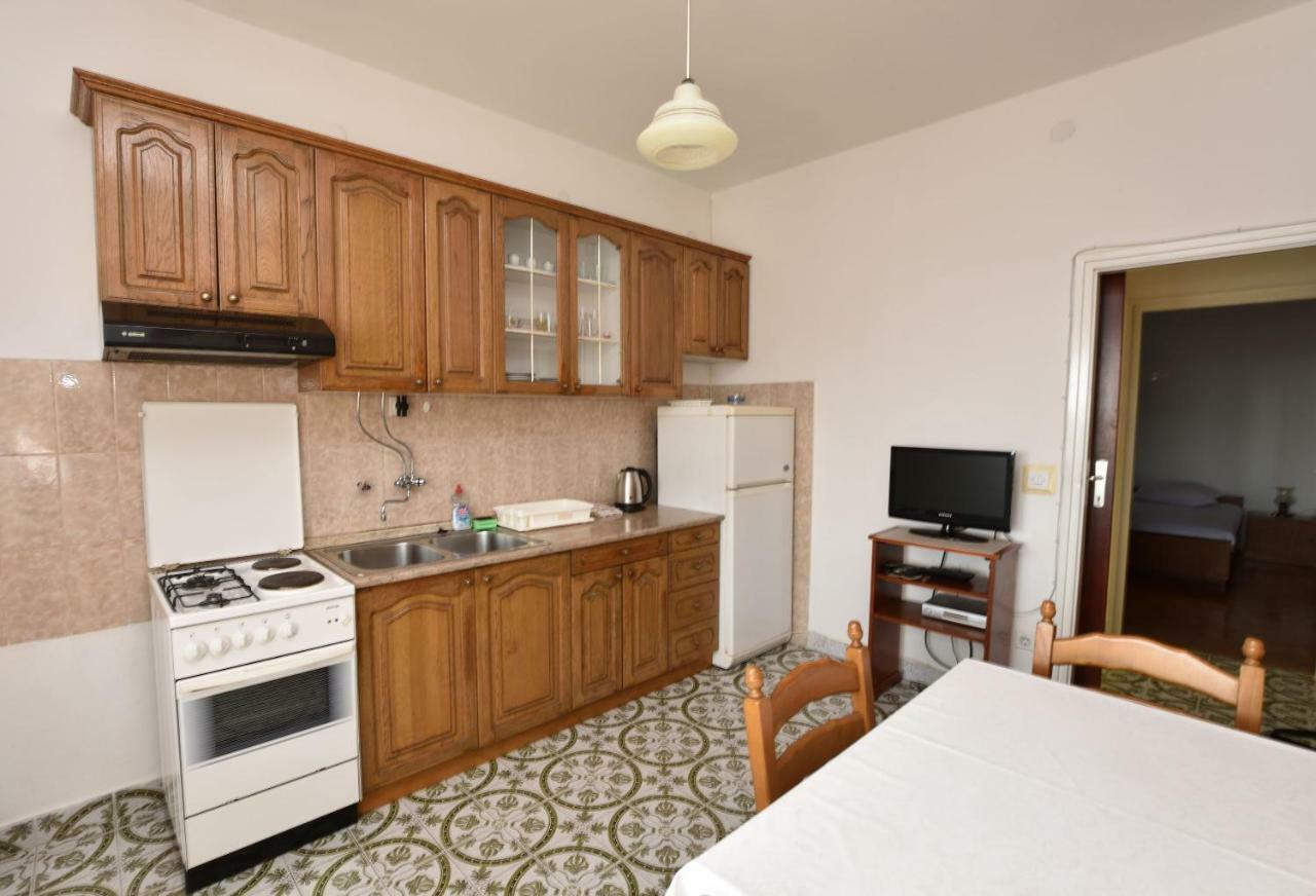 Apartment Damir Primosten Exterior photo